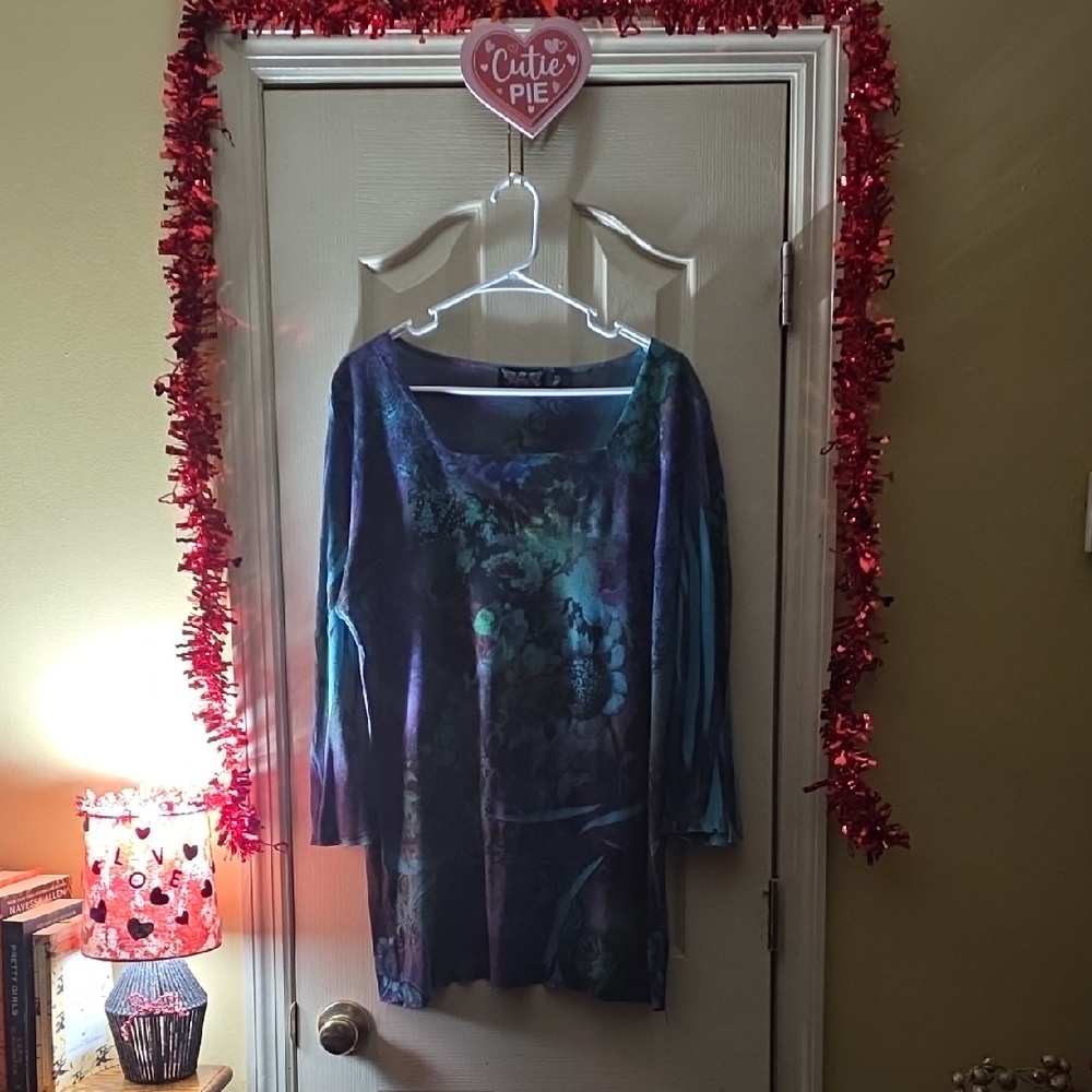 Vintage Tattoo Me Woman Scoopneck Tunic With Rhinestones And Bell Sleeves